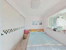 淞虹D铁口700米,一梯两户,南北通透,全明户型,固定车位