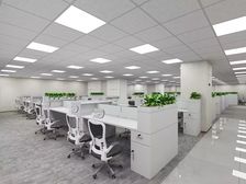 东二环新出整层精装修带家具丨户型方正集团总部丨特价交通便利