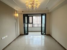 恒大悦府 满两年 84平 精装 电梯房 楼层好 视野无遮挡