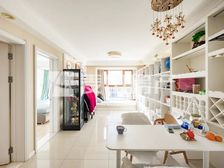 南北通透金域东郡2室1厅精装修