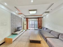 南坪商圈,正规两房,交通便利,配套齐全,商圈精装房