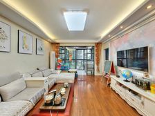 东湖花园二期小高层,三开间朝南,南向客厅,拎包入住