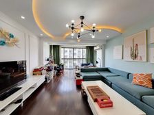 东湖二期靠河位置好户型方正通透诚心出售