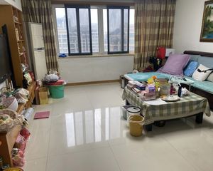 盛世华城3室2厅2卫南朝向204.0万元/套出售
