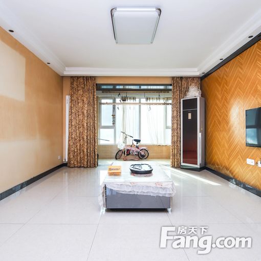 Äϱ±Í¨Í¸ Ȫ˴²Æ¸»ÖÐÐÄ 3ÊÒ2Ìü ¾«×°ÐÞ