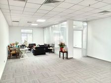 亮马桥使馆区 双地铁 铸宁中心156平精装遗留带部分家具出租