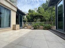 两江新区 人和必看洋房 全新装修不到3年 送前后院子大露台