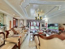 二期精装别墅 2+2结构大花园隐私好 装修花了近300万