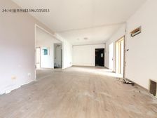 满五,高楼层四房,看房方便,随时有钥匙