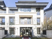 远洋天著春秋二期 双拼别墅 325平毛坯有钥匙 120平花园