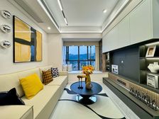 沙坪坝区 汇景铂庭 三房 72万