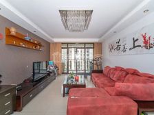 未来街区 127.22平3居 南向精装修 保养好