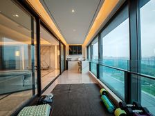 中央公园一环香港置地头排大平层。上峯组团730万 房源保真!