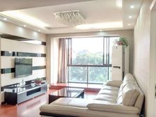 格兰春天二期3室2厅2卫南朝向275.0万元/套出售