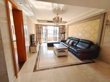 人车分流次新小区,地铁15号线300米,精装修带地暖,急售