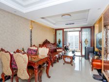 已满五年,人车分流,两房两卫,品质小区,精装交付,看房方便