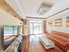 诚意出大四房 好位置,采光很棒商品住宅 低密度社区 出行方便