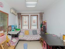 商品房 低密度社区 临 电梯房 高楼层 视野无遮挡 精装修