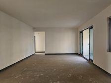 急售117平73万 荣盛滨江华府紫郡府 洋房横厅4房 朝中庭