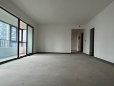 中央公园一环龙湖天街旁。中粮中央公园祥云 横厅 房源保真!