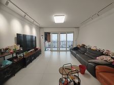 渝中区 西信洲际花园 四房 168万