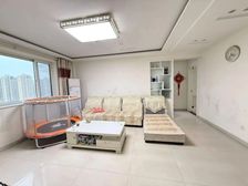 人民医院近上新华 精装修 97平 2室南北通透 45万