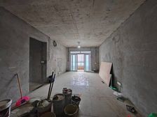 超级捡漏 中交锦悦二期 电梯小高层4房 做了基装 朝中庭