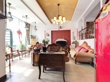 品质小区 联排边套 七宝一路之隔 带大花园利用空间大