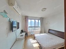 新上银河电梯高区大一房 三阳台 看房随时!