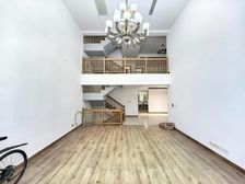 东苑古龙城,联排别墅,南北花园,价格好谈!