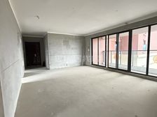 万达城南苑 毛胚3房2卫