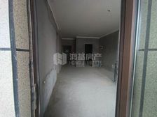 地铁口明园九龙湾高楼层小三房带车位诚意出售