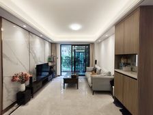 中央公园近商圈轻轨书包洋房。龙湖景粼玖序 带花园 保真!