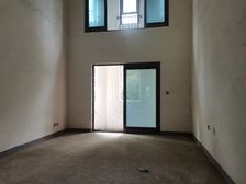 带端户大花园,清水洋房2+2,实际使用面积约500平米