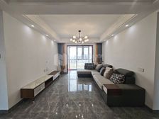 保利中航城 次新房精装修 中间楼层 诚心出售!