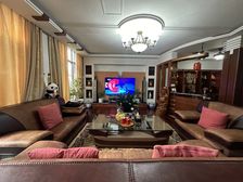 中间楼层 正规商品房 近医院 精装好房 正南朝向 近地铁