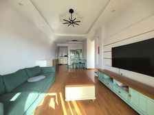 急售照母山,轻轨站旁 金科小城故事 二房 精装