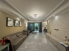 两江新区 两江春城春逸苑 四房 出入方便