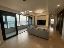 超高性价比 万科青藤公园 正规朝南两居室,落地大窗