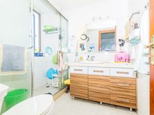 三房户型 视野好 南北户型 满五年 看房方便 价格可谈