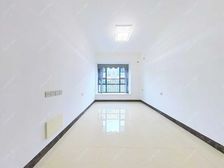 笋笋笋红旗中心中珠上郡复式三房赠送30平大平台