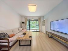 万源城逸郡,精装大三房,低价出售,欢迎实地看房