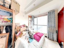 海旁花香漫城里的精装三室东楼头好房