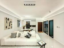 200平私家露台 四房 148.8万