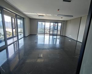 晓风印月4室2厅3卫南朝向1200.0万元/套出售