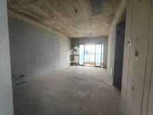 捡漏 五象南 欢乐之家 92.95平3居 南向毛坯 着急出售