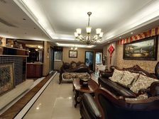 圣天湖东岸4室2厅2卫东朝向85.0万元/套出售