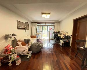枫桦景苑一楼带院子 飞机户型 居家装修 诚心出 价格可谈