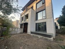 新出,绿地中央公园临湖别墅,大花园最前排视野极佳,捡漏急售