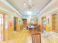 总监力荐+一梯两户+小区中尖位置+满五税少,一套,有钥匙